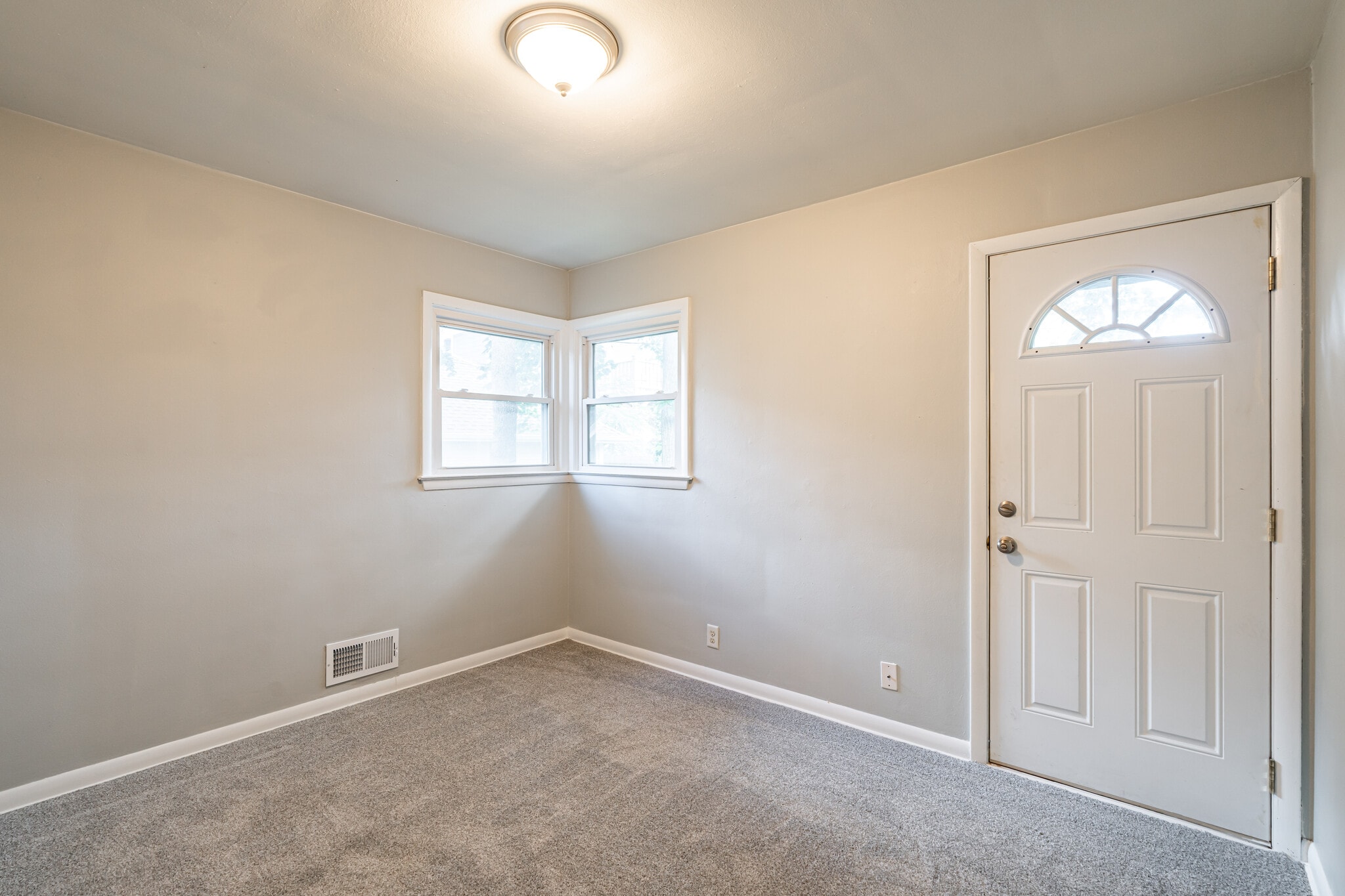 2nd Bed 3_New Carpet - 3558 N Cramer St