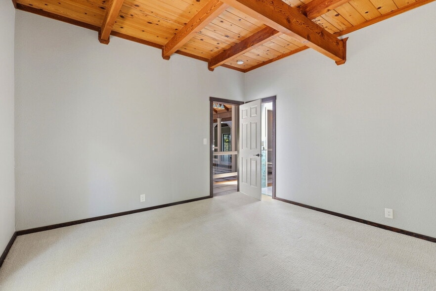 Building Photo - 158 Los Robles Dr