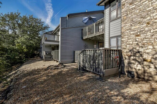 Building Photo - 8911 Mt Bartlett Dr