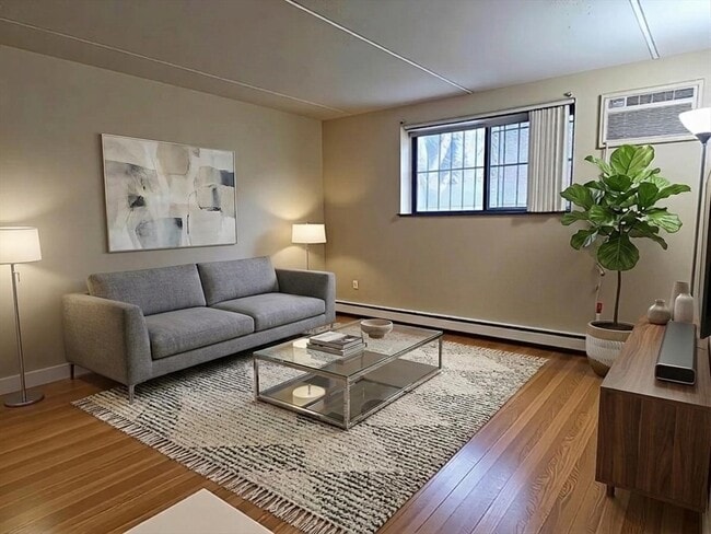 Building Photo - 303 Lowell St