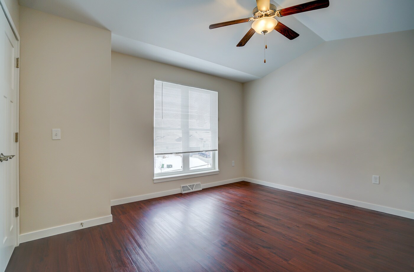 Building Photo - 4362 Eagle Ridge Ln