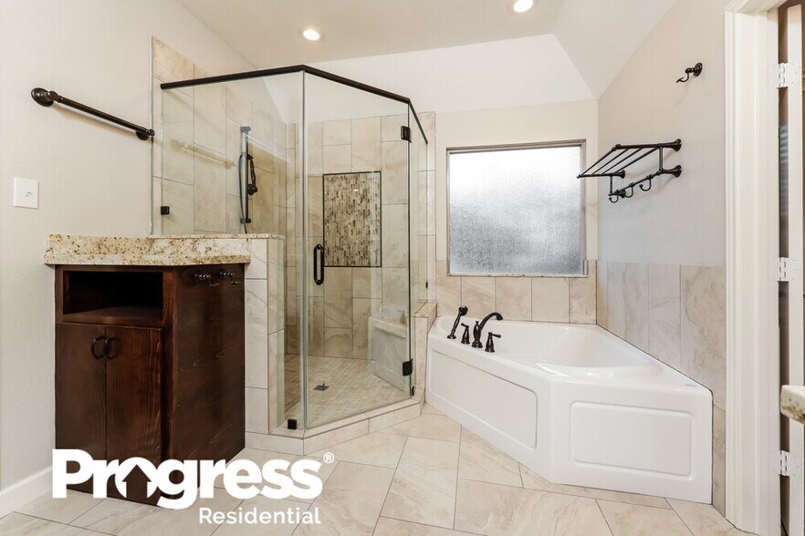 Building Photo - 8835 Vista Springs Dr