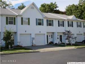 Primary Photo - 152 White St