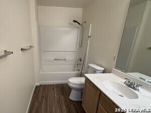 Building Photo - 8214 Chestnut Manor Dr