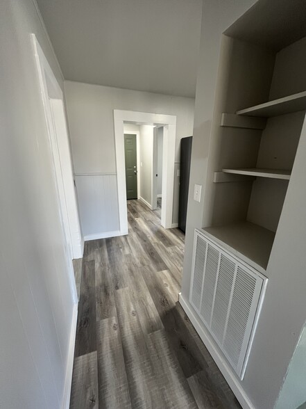 Building Photo - 2045 Dave Buck Rd