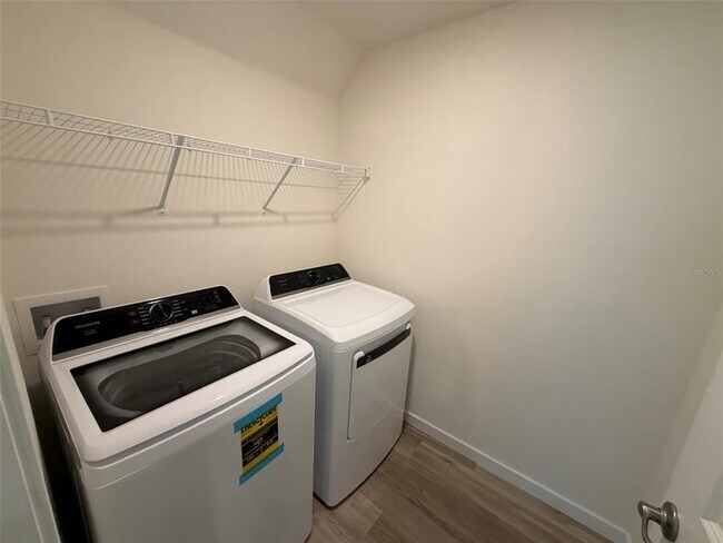 Building Photo - 7804 SW 46th Ct