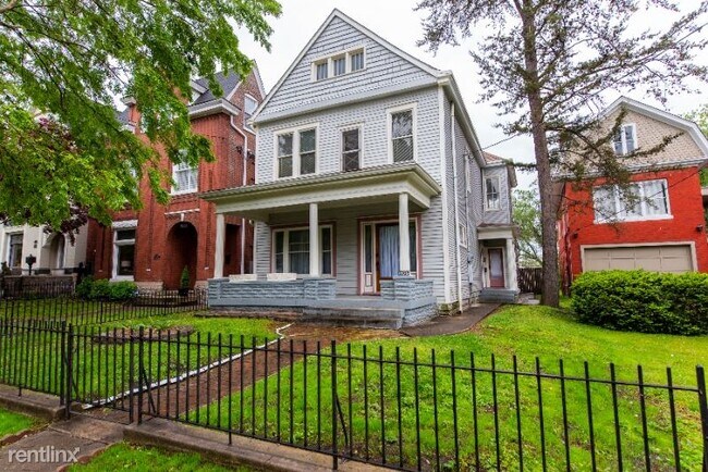 Primary Photo - 3 br, 2 bath House - 1450 S 6th St A Unit A