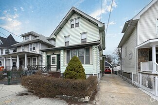 Building Photo - 218 73rd St