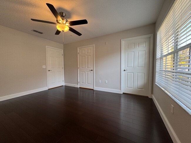 Building Photo - Oviedo 2/2 Condo with Tile & LVP Flooring, Updated Baths, New Paint & Appliances!