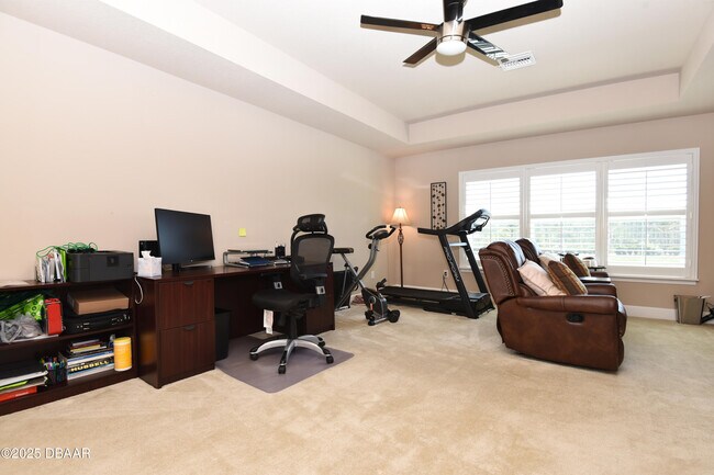 Building Photo - 6356 Hanfield Dr