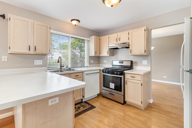 Building Photo - 3417 Ohara Terrace