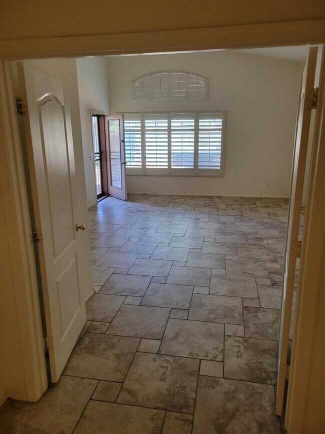 Building Photo - 21746 Backus Dr
