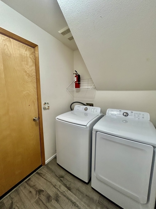 Building Photo - 804 E Maberry Dr
