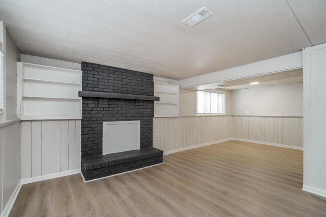 Building Photo - 3764 Whetstone Dr