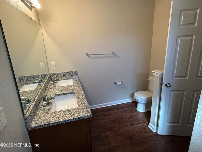 Building Photo - 8850 Southwest Ct