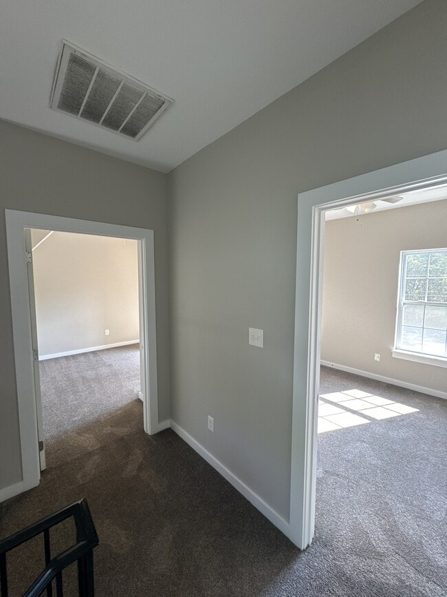 Building Photo - 4100 Apex Dr NW