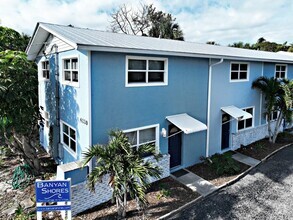 Building Photo - 4220 NE Indian River Dr