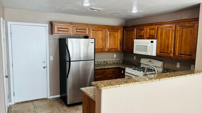 Building Photo - 8132 Stonyford Ct