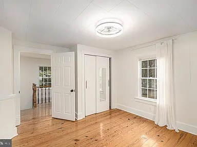 Building Photo - 1546 Dranesville Rd