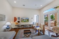 Building Photo - 309 Holland Ln