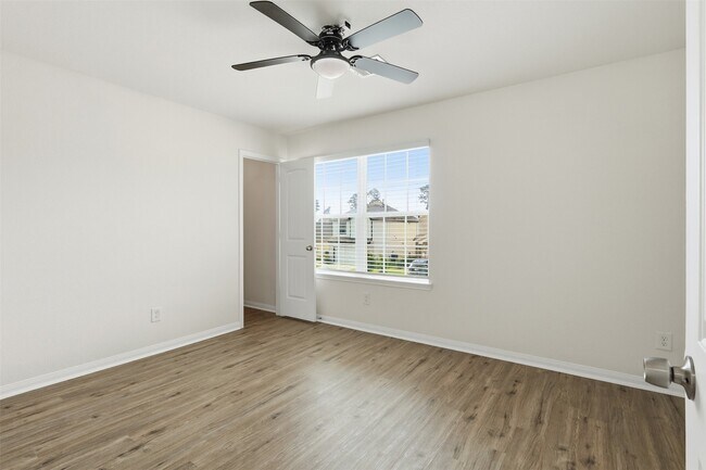 Building Photo - 3503 Cannon Dr