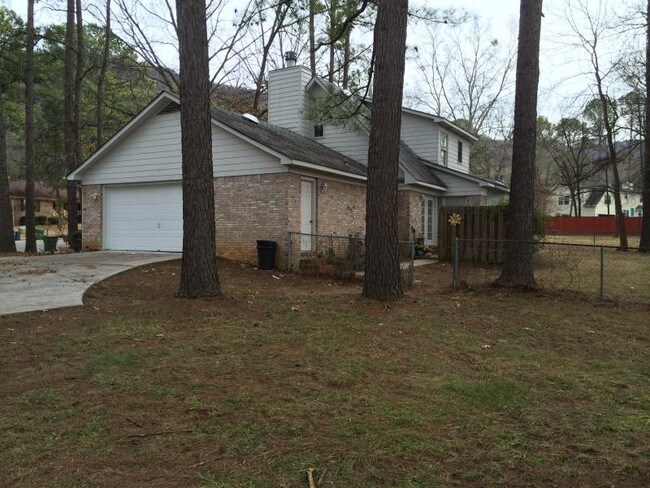 Building Photo - 15002 Glory Dr SE