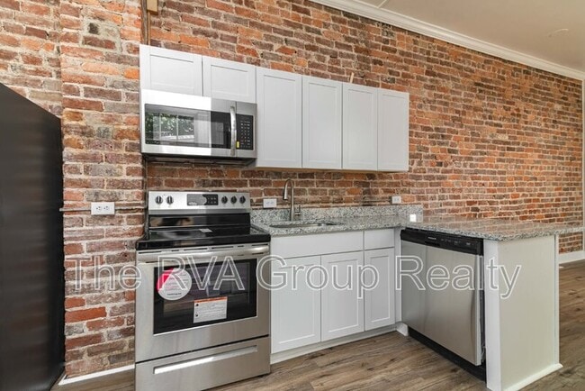 Building Photo - 609 N 27th St