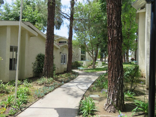 Building Photo - 6152 Stanton Ave