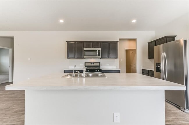 Building Photo - 16524 Cascading Pnes Ct