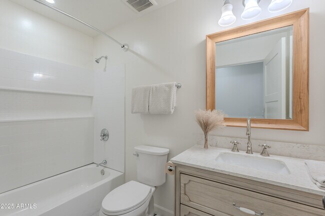 Building Photo - 2649 N Granite Reef Rd