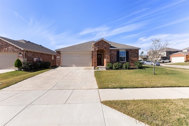 Building Photo - 10112 Falkland Rd