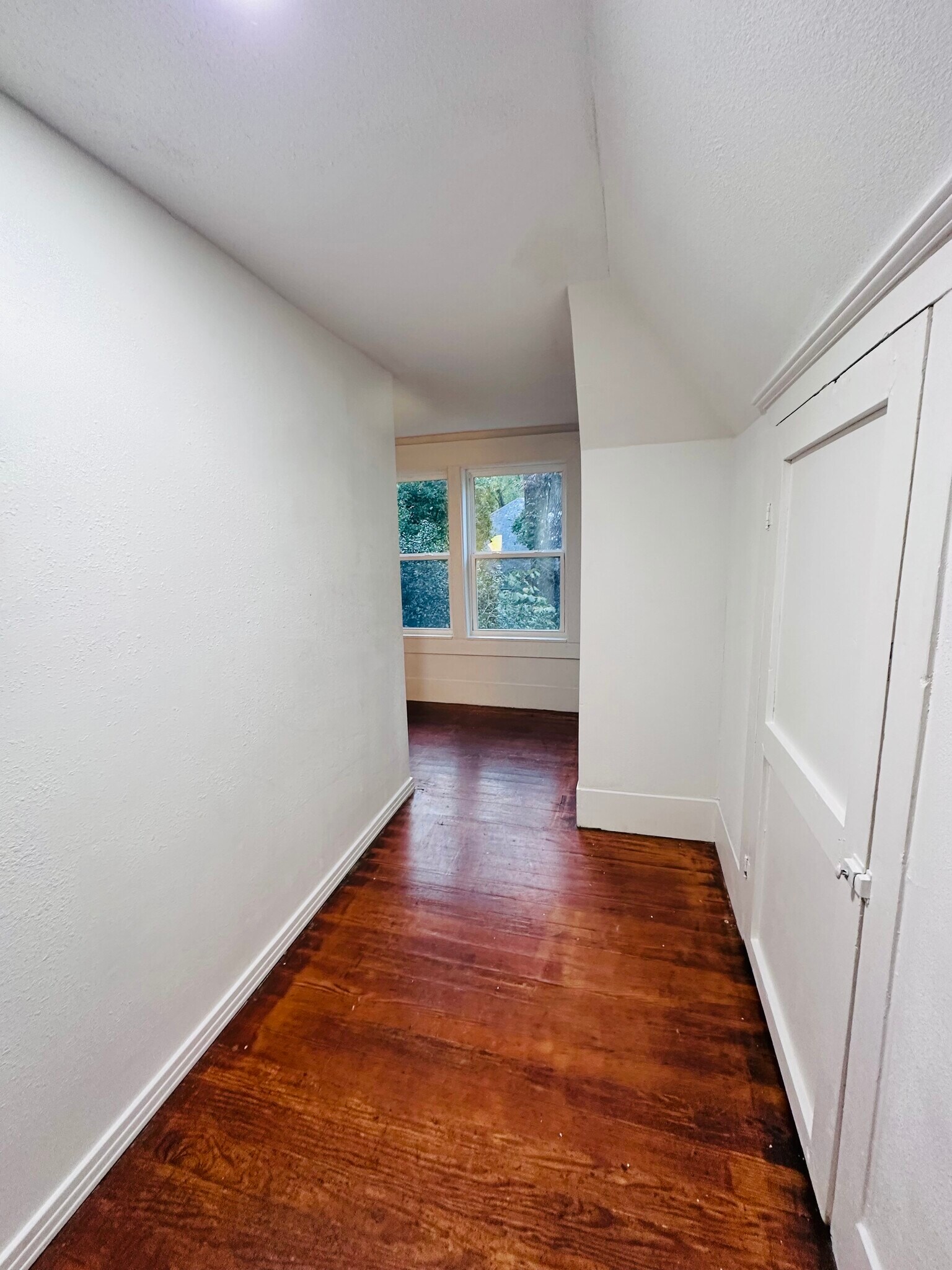 Upstairs hall - 903 Ward St