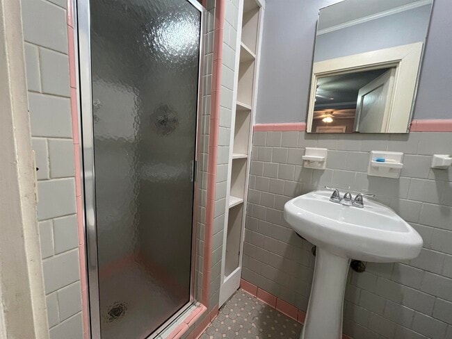 Building Photo - 1136 Palmetto St