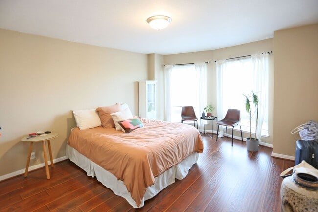 Building Photo - 7221 Geary Blvd