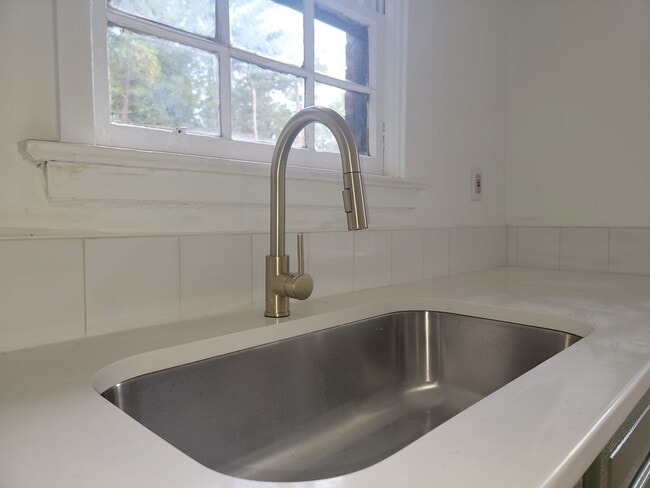 Building Photo - Every detail has been thoughtfully refreshed! AHA Ok