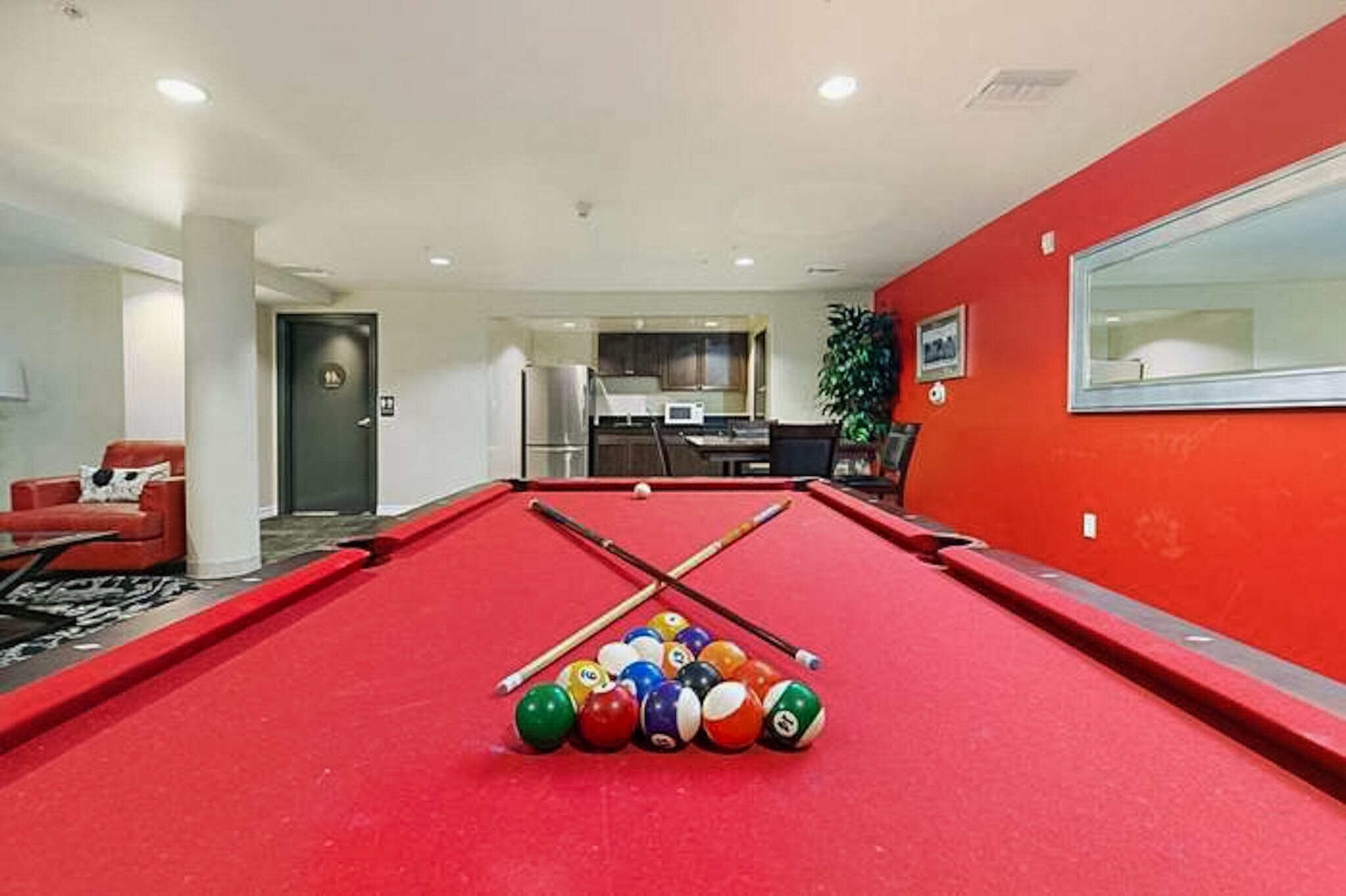 Building Photo - 3750 Santa Rosalia Dr