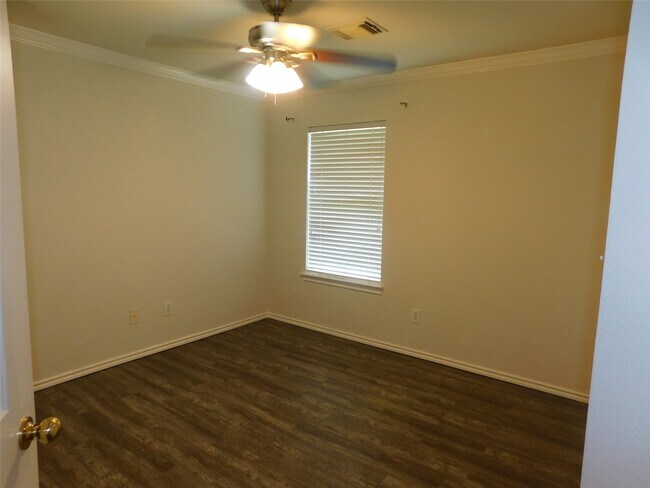 Building Photo - 3334 Pebble Beach Ln