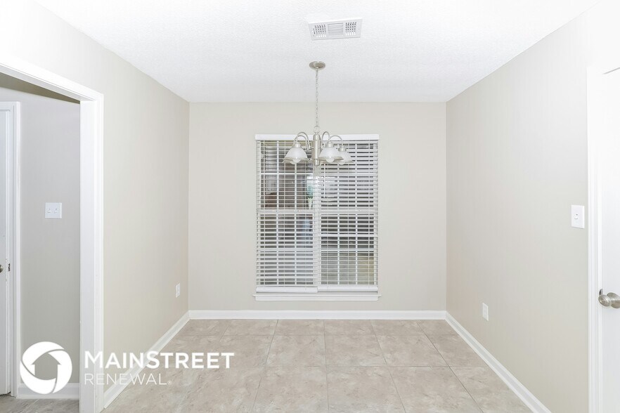 Building Photo - 7232 Layne Dr