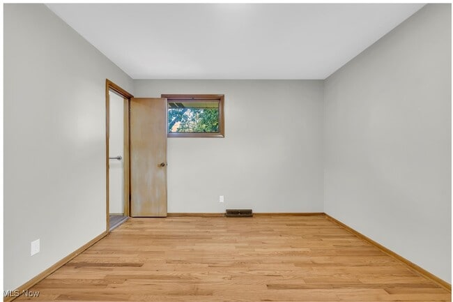 Building Photo - 3460 Hetzel Dr