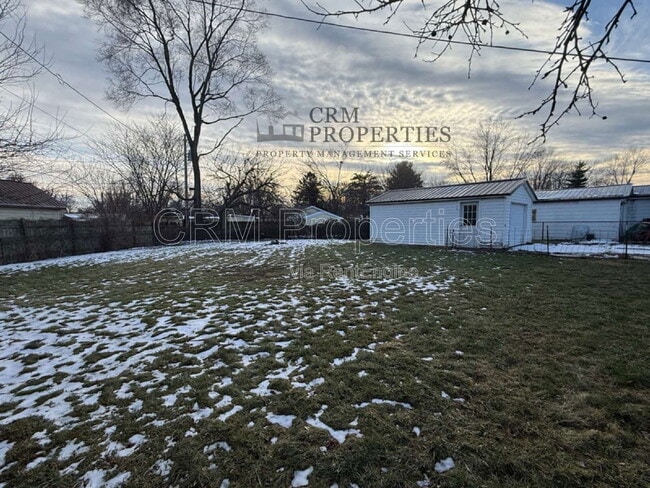 Building Photo - 805 Miami Blvd