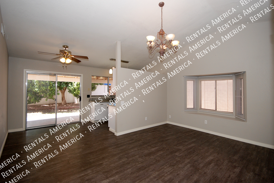 Building Photo - 3241 W Blackhawk Dr