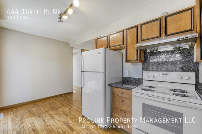 Building Photo - 644 164th Pl NE