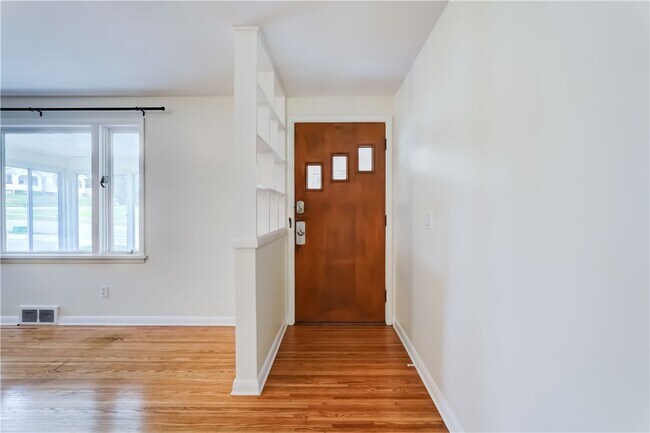 Building Photo - 159 Harwick Rd