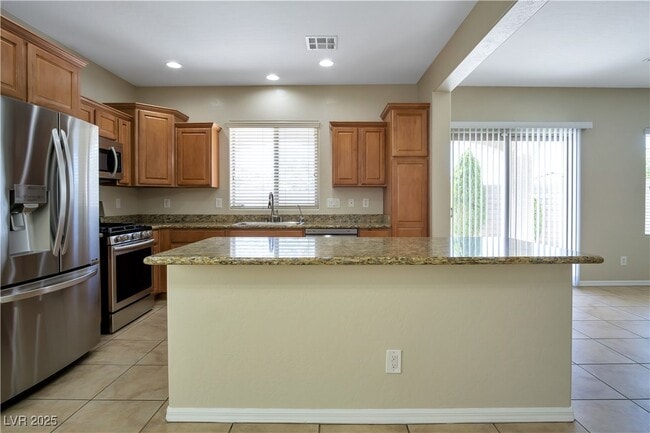 Building Photo - 11925 Orense Dr