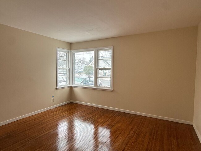 Building Photo - CALL TODAY TO RENT YOUR HOME SWEET HOME !!!