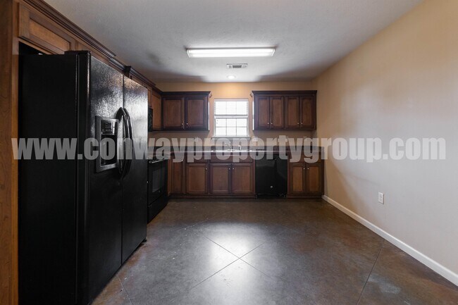 Building Photo - 2820 Longbow Ln