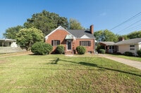 Building Photo - 1105 E Martin St