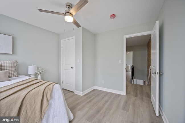 Building Photo - 328 S Macon St.