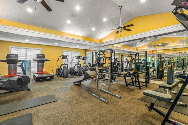 Building Photo - 11901 4th St N