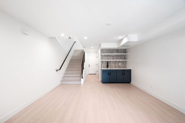 Building Photo - 6979 W 37th Ave